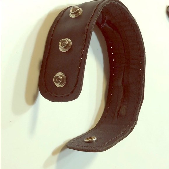 New GENUINE leather cuff bracelet. Never worn. - Picture 3 of 6